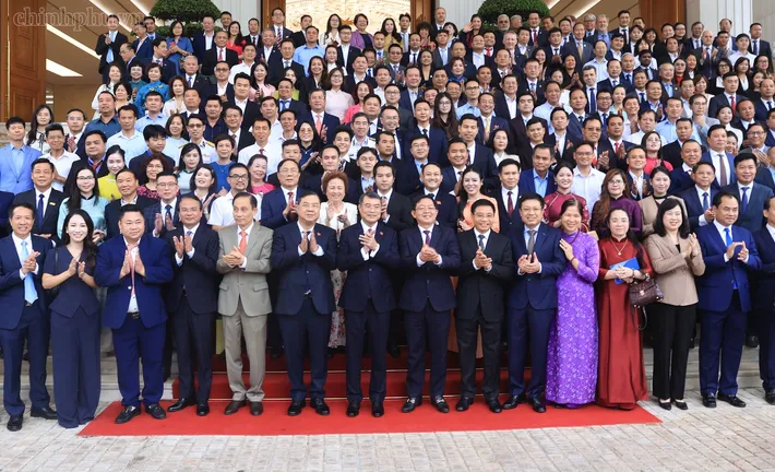 Thủ tướng: Kiến nghị của doanh nghiệp phải được xử lý đến cùng và tất cả câu trả lời phải được công khai