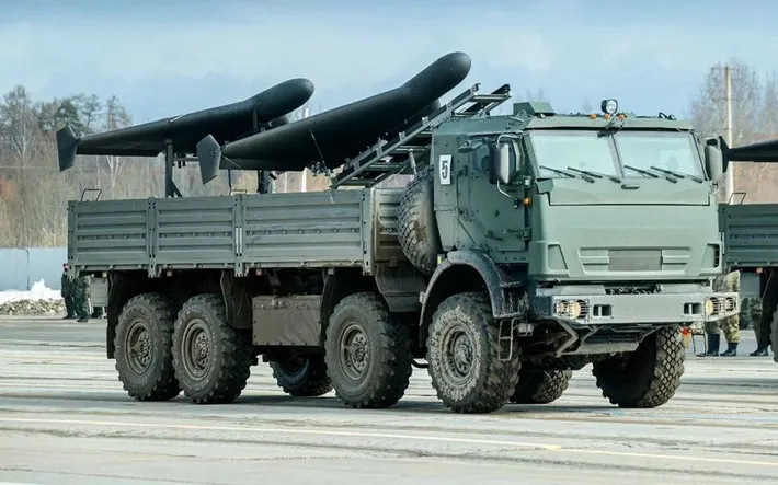 Tư lệnh quân đội Ukraine cảnh báo Nga có thể tăng sản lượng UAV Geran lên 1.000 chiếc mỗi ngày