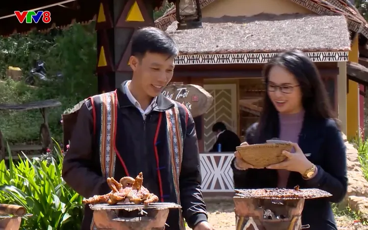 Ẩm thực độc đáo: Ẩm thực làng Cù Lần 🍗🔥 