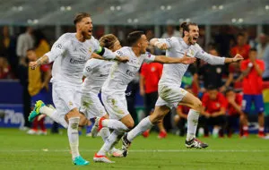 Xem lại màn "đấu súng" penalty nghẹt thở tại chung kết Champions League 2015/16