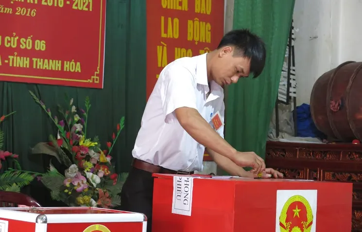 Gần 12.000 tổ bầu cử có 100% cử tri đã tham gia bỏ phiếu
