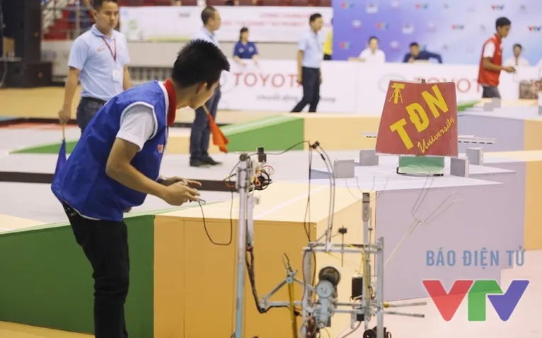 Robocon 2016: “Giải mã” những chiến thắng bất ngờ của ĐH Trần Đại Nghĩa