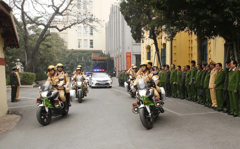 Triển khai các phương án bảo vệ tuyệt đối an toàn Đại hội XIII của Đảng