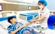 Bé trai sốc nhiệt do vào phòng lạnh sau khi chơi ngoài trời