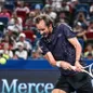 Daniil Medvedev giành quyền vào bán kết Thượng Hải Masters