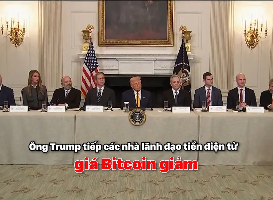 Ông Trump tiếp các nhà lãnh đạo tiền điện tử, giá Bitcoin giảm