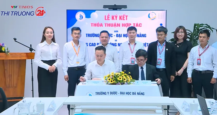 Nâng cao chất lượng đầu ra cho nguồn nhân lực y tế Đà Nẵng ÂNG CAO CHẤT LƯỢNG ĐẦU RA CHO NGUỒN NHÂN LỰC Y TẾ ĐÀ NẴNG