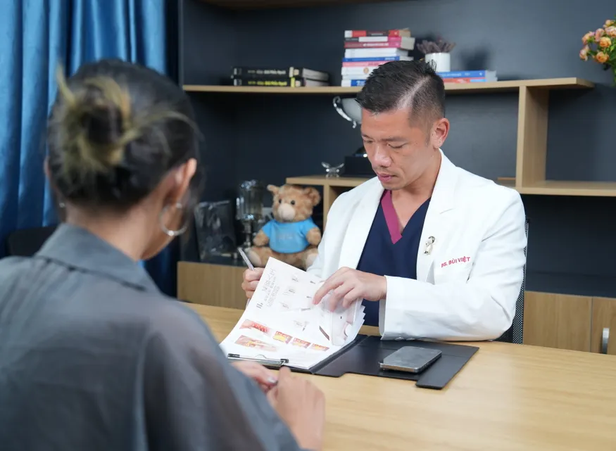 Nên ưu tiên thẩm mỹ “cô bé” hay điều trị bệnh lý