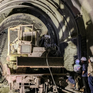Sạt lở hầm đường sắt Chí Thạnh: 50 công nhân làm việc không nghỉ khắc phục sự cố