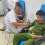 Chiến sĩ Công an Hà Tĩnh hiến máu cấp cứu bệnh nhân ở Nghệ An qua cơn nguy kịch