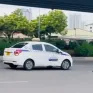 Triệu tập lái xe taxi đi ngược chiều, đánh võng trên đường Phạm Hùng