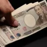 Đồng Yen trượt xuống mức thấp kỷ lục mới