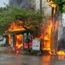 Hỏa hoạn thiêu rụi cơ sở kinh doanh ở huyện Bình Xuyên (Vĩnh Phúc)
