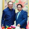 Thủ tướng Phạm Minh Chính hội kiến Thủ tướng Malaysia Anwar Ibrahim