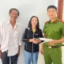 Người đàn ông bỏ nhầm hơn 100 triệu đồng vào cốp xe người khác