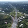 Tháo gỡ khó khăn để hết năm 2025 hoàn thành 600 km đường cao tốc vùng đồng bằng sông Cửu Long