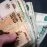 Đồng Ruble trượt qua ngưỡng 110 Ruble/USD