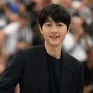 Song Joong Ki thể hiện tình yêu với con gái