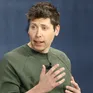 CEO Sam Altman muốn OpenAI "đi ngược lại lịch sử" vì DeepSeek