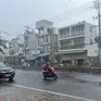 Thời tiết đêm 4/5: Cẩn trọng với mưa dông kèm thời tiết cực đoan