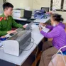 Nghe đọc lệnh khởi tố sau cuộc gọi video, cụ bà 77 tuổi suýt mất gần 200 triệu đồng