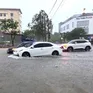 Quảng Bình: Mưa lớn gây ngập cục bộ nhiều tuyến đường trung tâm thành phố Đồng Hới