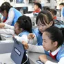 Trung Quốc thúc đẩy giáo dục AI từ sớm, nhưng 'siết' cách dùng: Học sinh không được viết bài bằng chatbot, giáo viên không được nhờ AI dạy thay