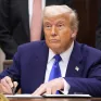 Ông Trump ký sắc lệnh yêu cầu giảm giá thuốc trong 30 ngày