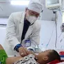 4 trẻ ăn nhầm mì tôm trộn thuốc diệt chuột
