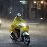 Cảnh báo mưa dông ở Hà Nội, mưa lớn và lũ quét, sạt lở tại nhiều khu vực