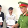 Bắt giữ 2 đối tượng cầm mã tấu chém người lúc đêm khuya