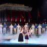 Hòa Minzy xúc động hát mở đầu chương trình 'Người là Hồ Chí Minh'