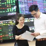VN-Index vượt qua 1.315 điểm