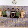Nghệ An: Bắt giữ 2 đối tượng dùng ô tô vận chuyển 1,5 tấn pháo nổ trái phép