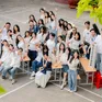 Chụp ảnh kỷ yếu: Đừng để kỷ niệm học trò thành gánh nặng với phụ huynh