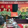 CATP Hà Nội trao tặng hơn 6 tỷ đồng hỗ trợ các tỉnh vùng cao, chung tay xóa nhà tạm, nhà dột nát