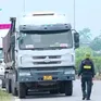 Buông lỏng quản lý xe tải quá khổ, quá tải từ đầu bến bãi