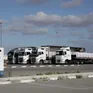 Israel chấp thuận cho 100 xe tải cứu trợ khẩn cấp vào Gaza