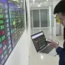 VN-Index vượt ngưỡng 1.320 điểm