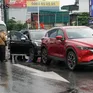 Hà Nội: Tai nạn liên hoàn giữa 3 ô tô trên cầu vượt Trần Duy Hưng - Nguyễn Chí Thanh