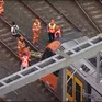 Australia: Giải cứu hành khách trên tàu bị cáp điện rơi trúng