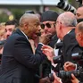 Denzel Washington nổi giận, phản ứng mạnh với một nhiếp ảnh gia trên thảm đỏ Cannes