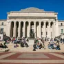 Sinh viên quốc tế tại Harvard lo "đứt gánh giữa đường"