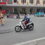 Bám theo đoàn xe ưu tiên rồi tông bị thương cảnh sát, nam tài xế bị khởi tố