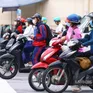 Hà Nội lạnh bất thường giữa mùa hè: Thời tiết "đảo chiều" và lời cảnh báo từ khí hậu