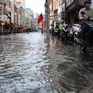 Triều cường ở mức cao, mưa lớn, gió mạnh và sóng cao trên đất liền và trên biển