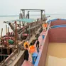 Hà Nội: Truy bắt hai tàu khai thác cát trái phép trên sông Hồng giữa đêm