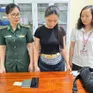 Người phụ nữ quấn 4 kg vàng quanh bụng mang qua biên giới