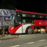 Xe khách tông xe tải trên Quốc lộ 1A, phụ xe tử vong, nhiều người bị thương