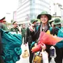 Hơn 1.000 cán bộ, chiến sĩ tham gia diễu binh rạng rỡ khi tới Ga Hà Nội